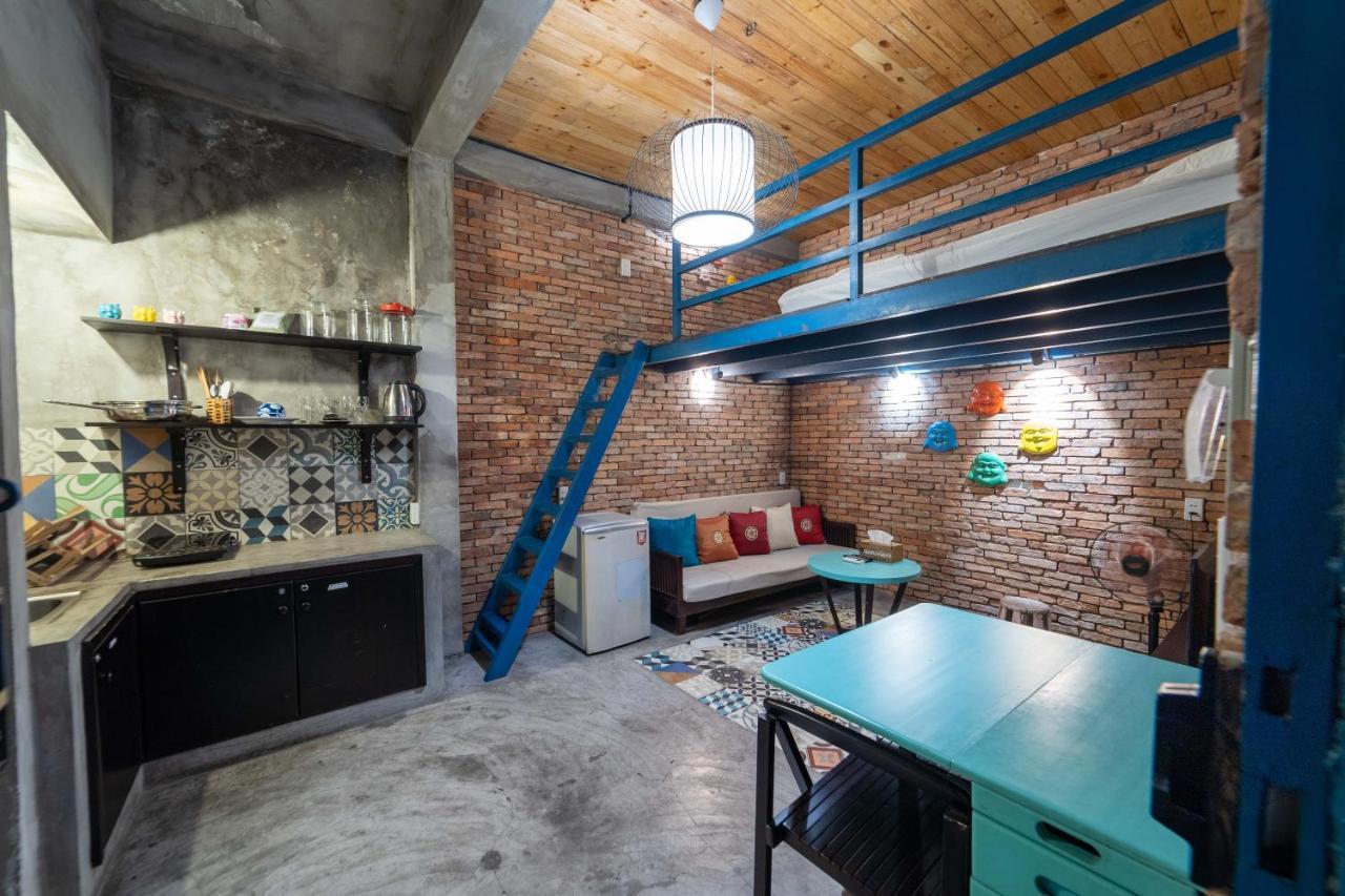 Stay&Chill - S.1: Ancient Studio Nearby Bui Vien Hô Chi Minh-Ville Extérieur photo