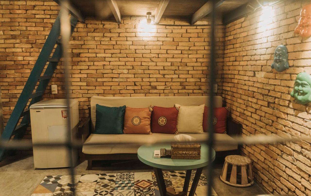 Stay&Chill - S.1: Ancient Studio Nearby Bui Vien Hô Chi Minh-Ville Extérieur photo